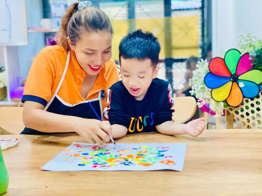 Lớp vẽ mỹ thuật DAISY ART