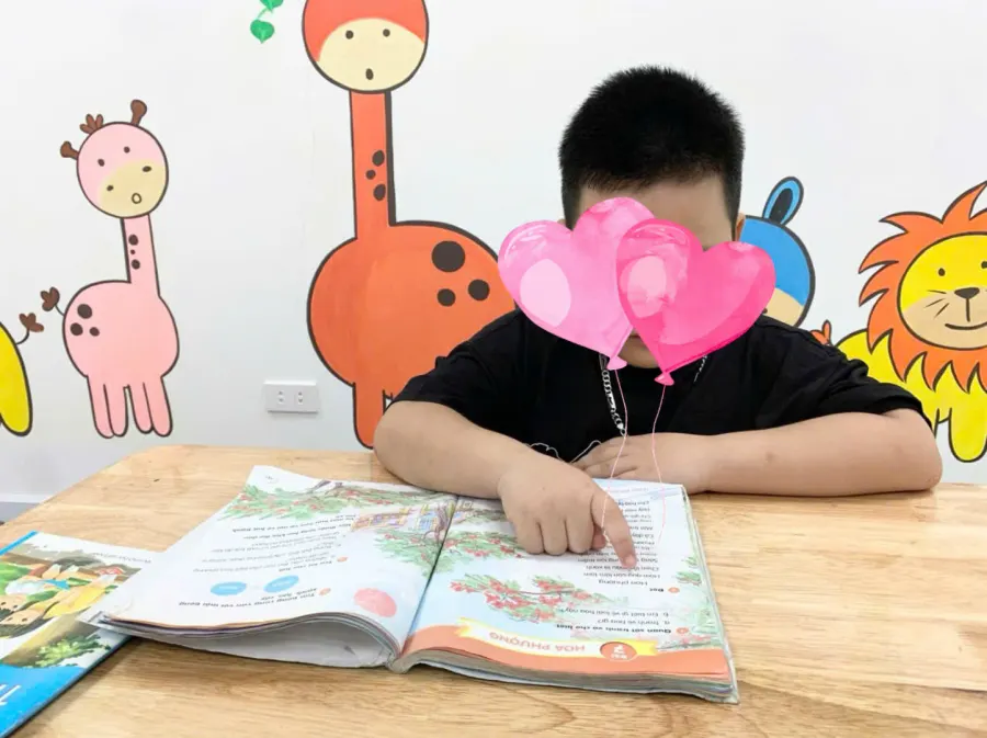 Trung tâm Tiền tiểu học Cầu Vồng