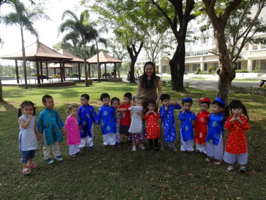 Trường mầm non Thế Giới Trẻ Thơ (Kid's World)- Tân Quy