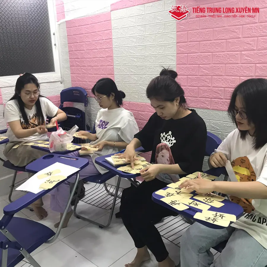 Lớp Tiếng Trung MN Long Xuyên