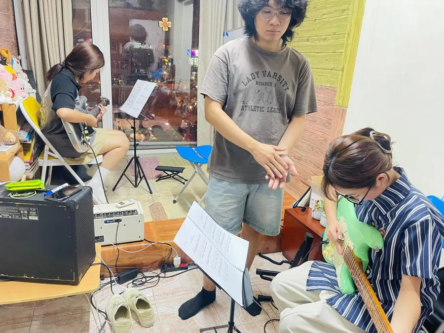 Lớp Guitar Điện Hà Nội (T&T Class) - CS1 Thanh Xuân