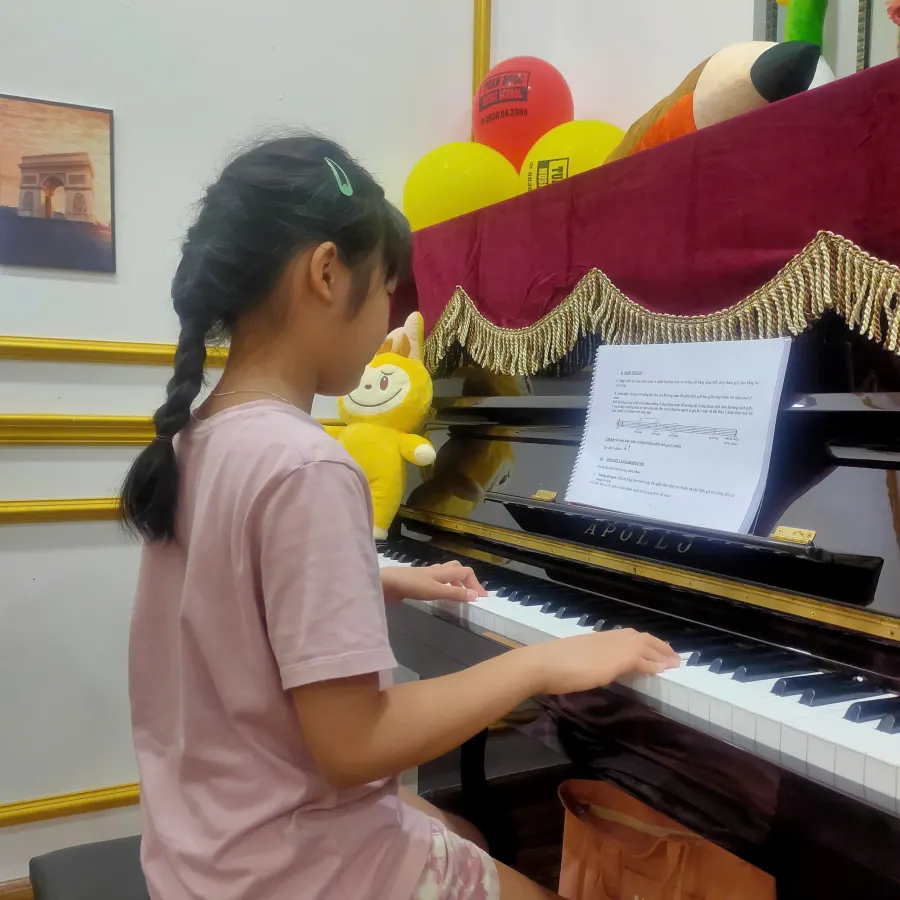 Trung tâm Âm Nhạc Tuấn Ngọc