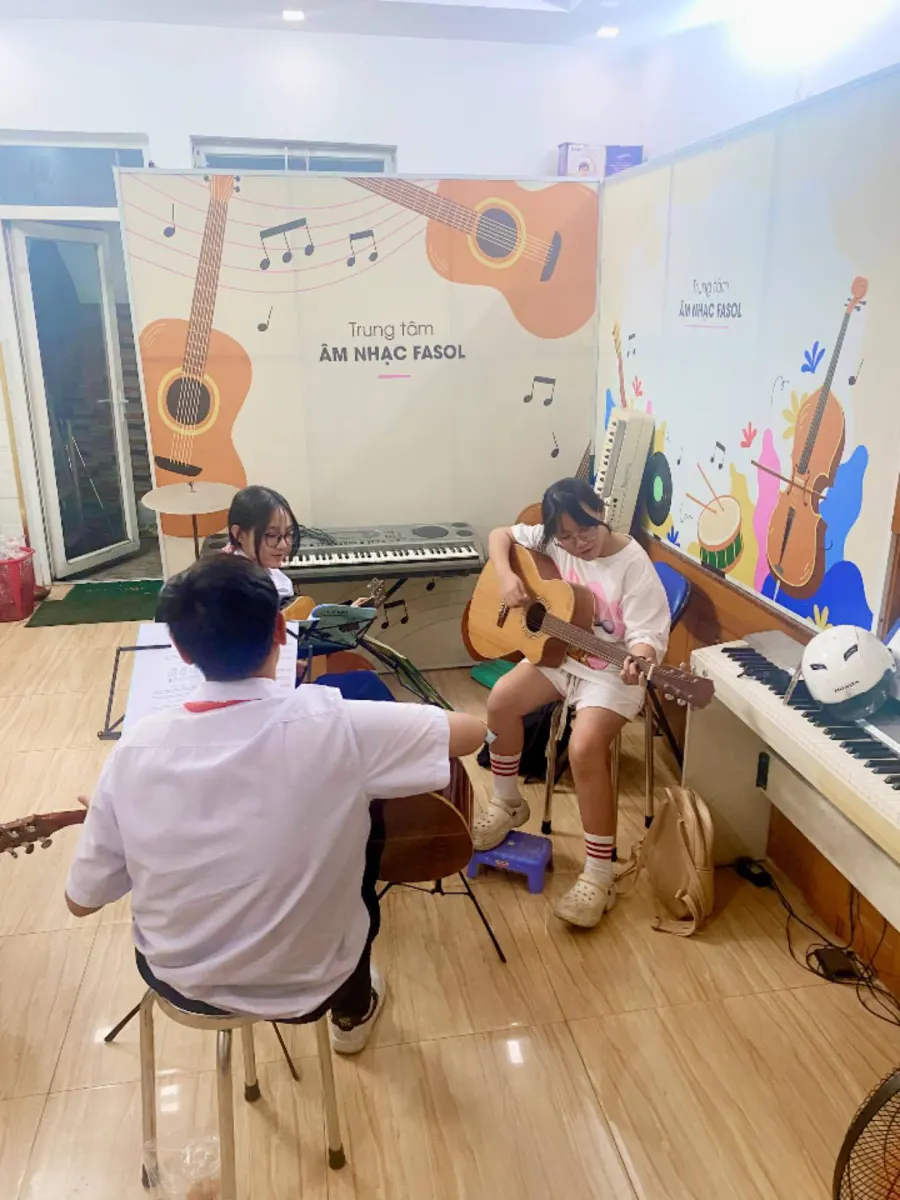 Trung tâm Âm Nhạc FASOL