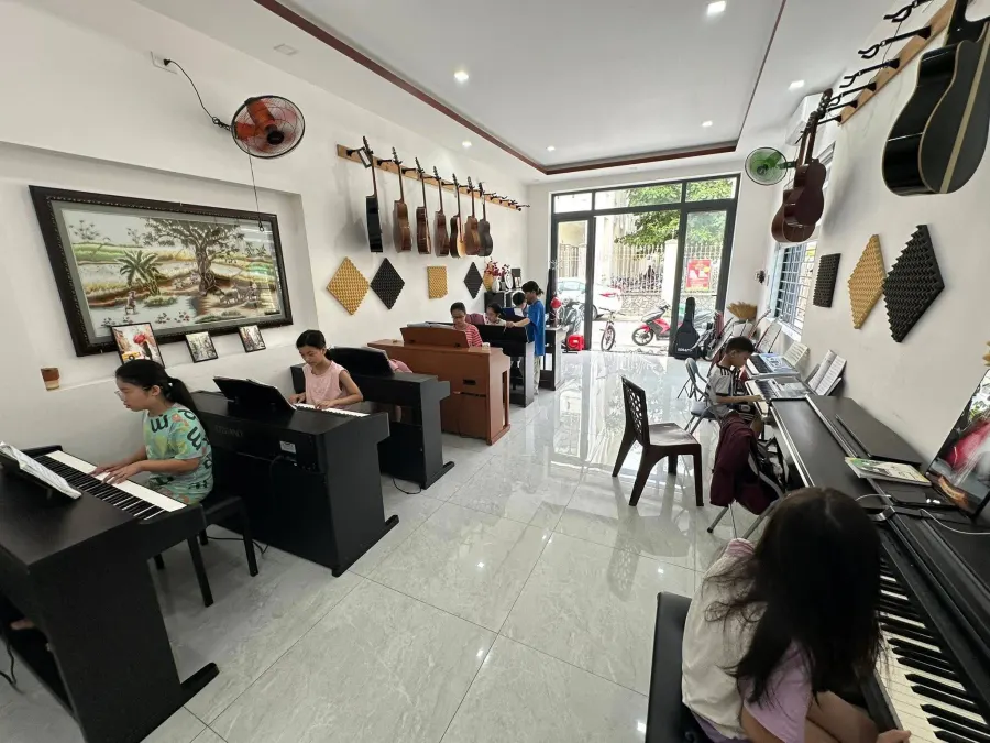 Trung tâm Năng khiếu & Nhạc cụ Trường Anh