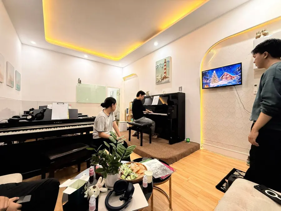Lớp nhạc Uripiano