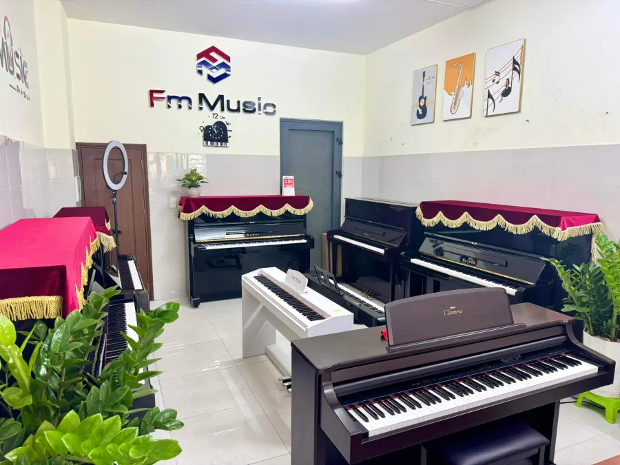 Trung tâm Âm Nhạc Fm Music