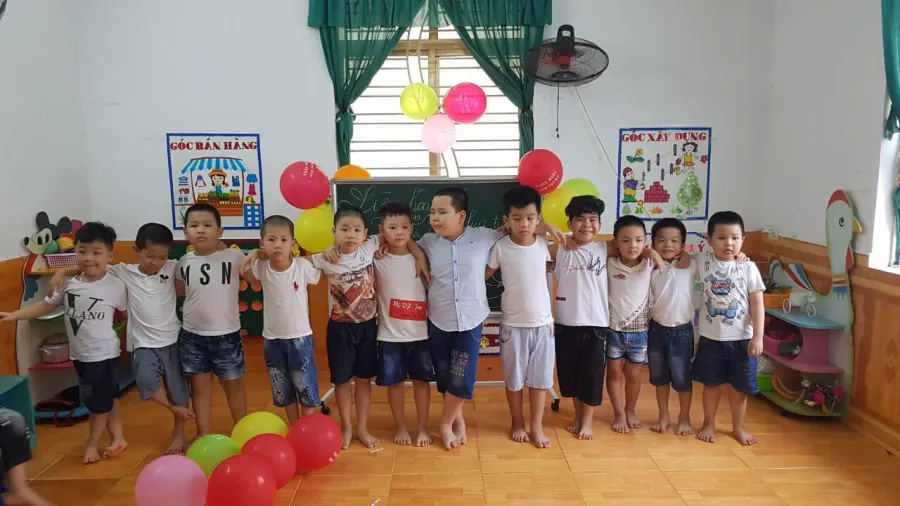 Trường mầm non Hoa Nắng
