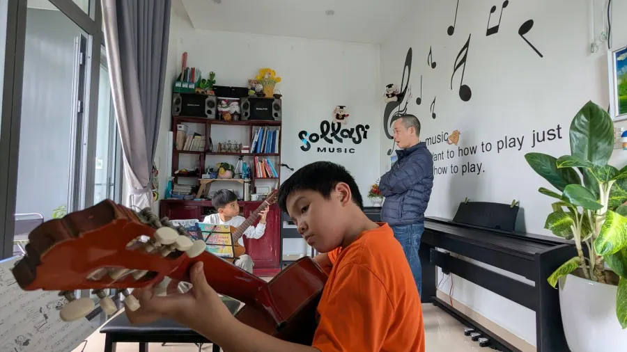 Trung tâm Âm nhạc Sollasi Music