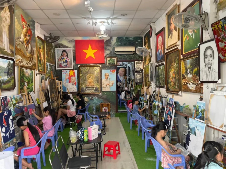 Lớp dạy vẽ Trọng Tư art