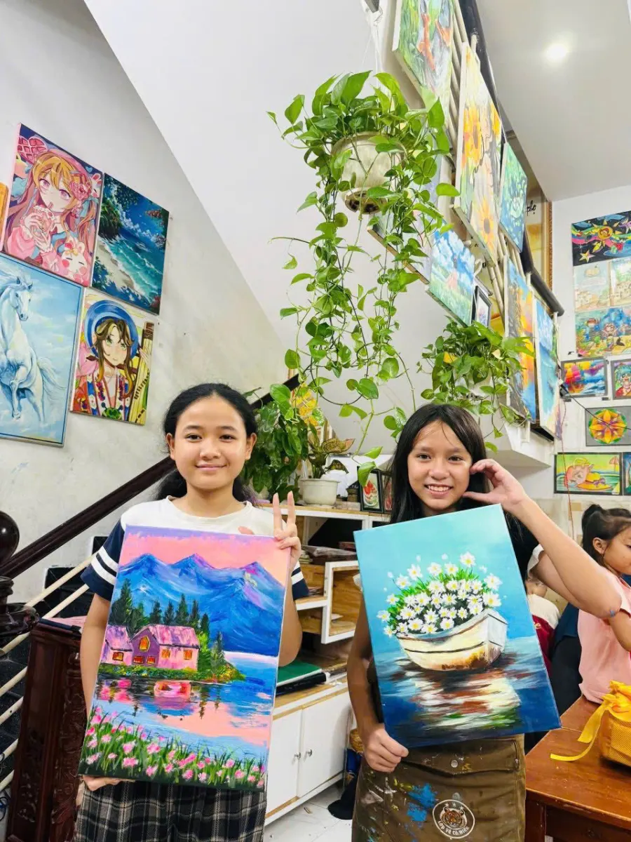 Lớp Vẽ Cô Hiểu - Cơ sở 1