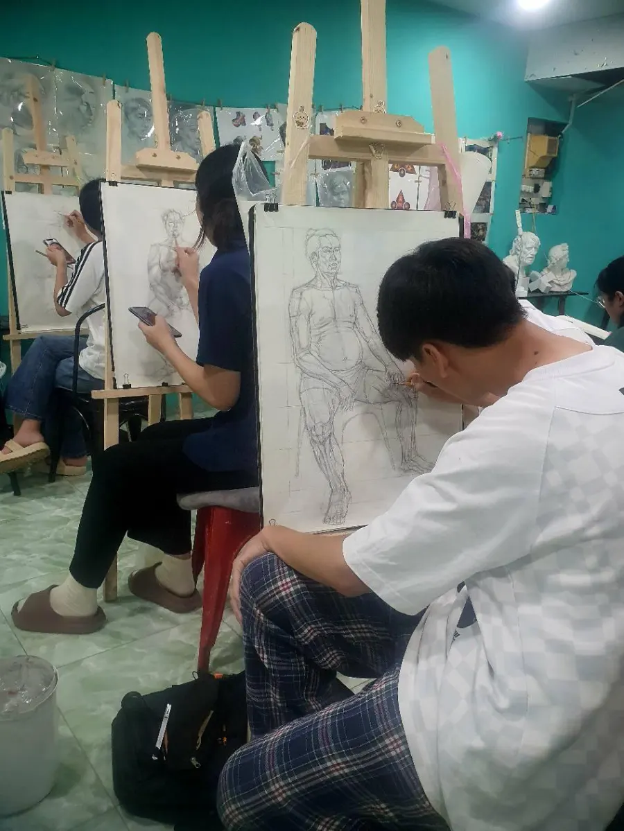 Lớp Vẽ KTMT- Luyện Thi Kiến Trúc, Mỹ Thuật Tại Cần Thơ