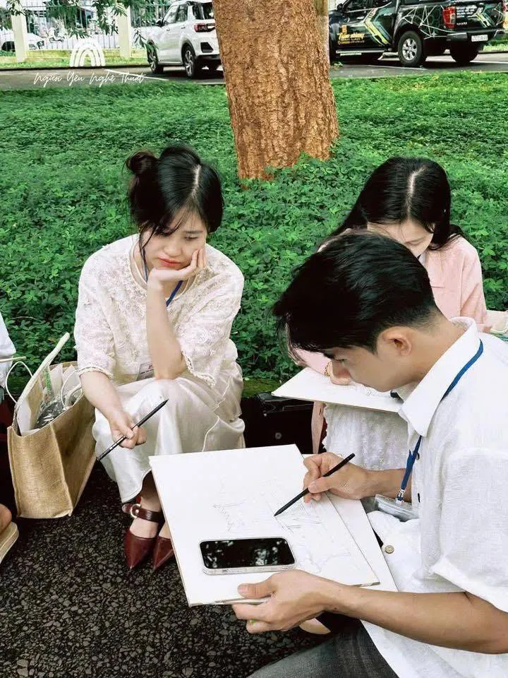 Lớp Vẽ Người Yêu Nghệ Thuật - Cơ sở 2