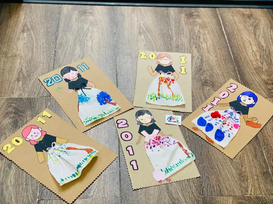 Lớp vẽ mily