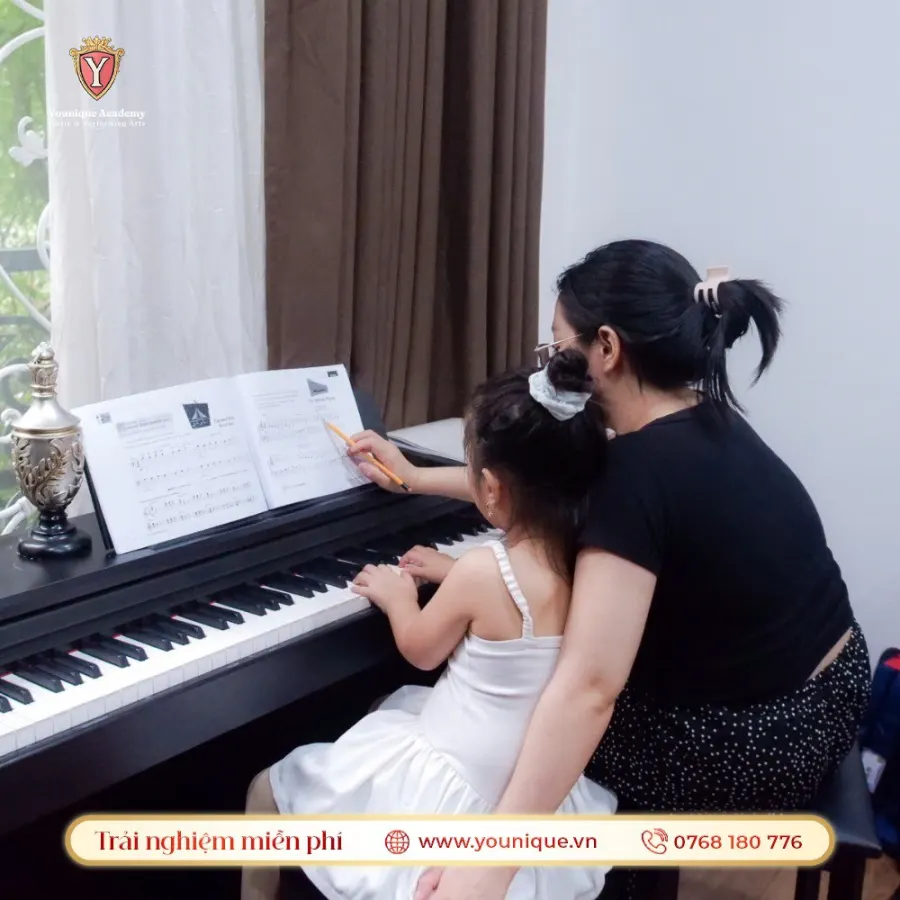 Trung tâm Nghệ thuật Younique Academy