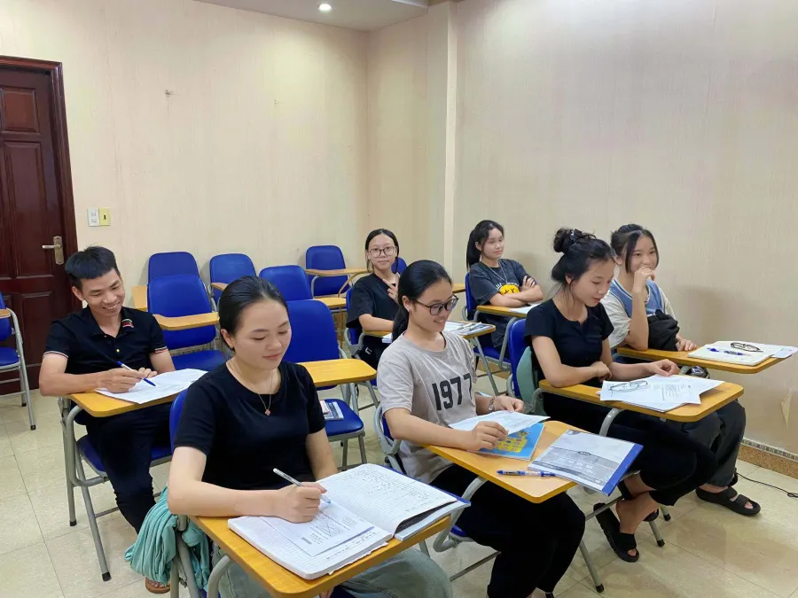 Trung tâm Ngoại ngữ Giai Tuệ
