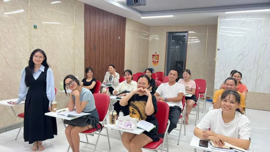 Trung tâm Tiếng Trung Hoài Ngô - Biên Hòa