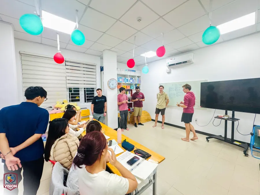 Trung tâm Ngoại Ngữ Vision