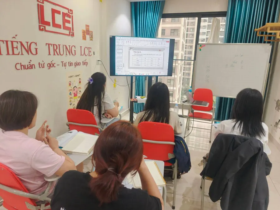 Trung tâm Tiếng Trung LCE