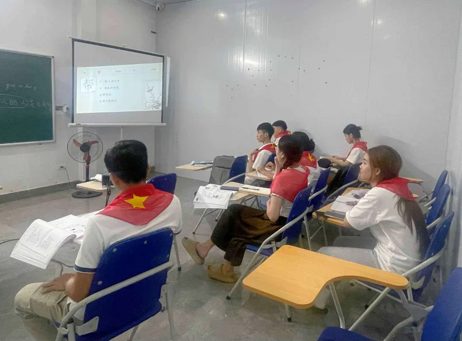 Trung tâm Tiếng Trung Phượng Hoàng