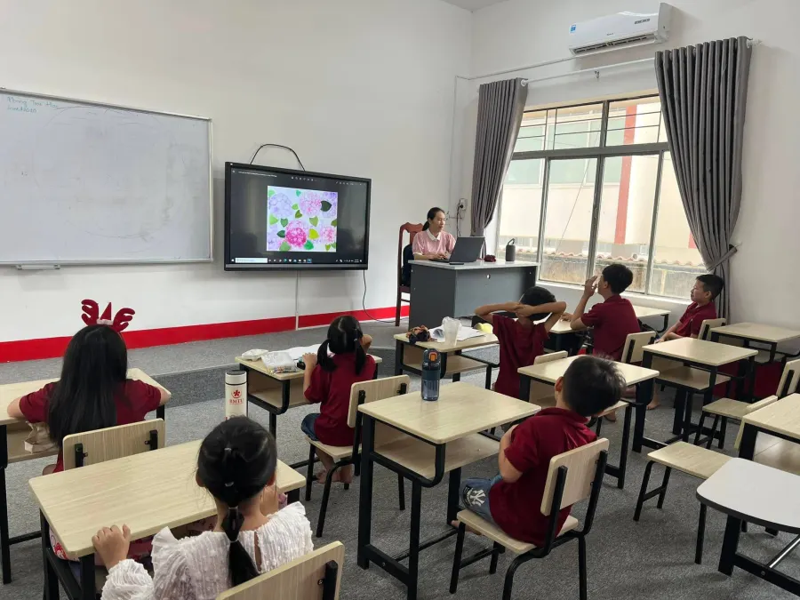 Trung tâm Tay Nguyen English Center - TNEC