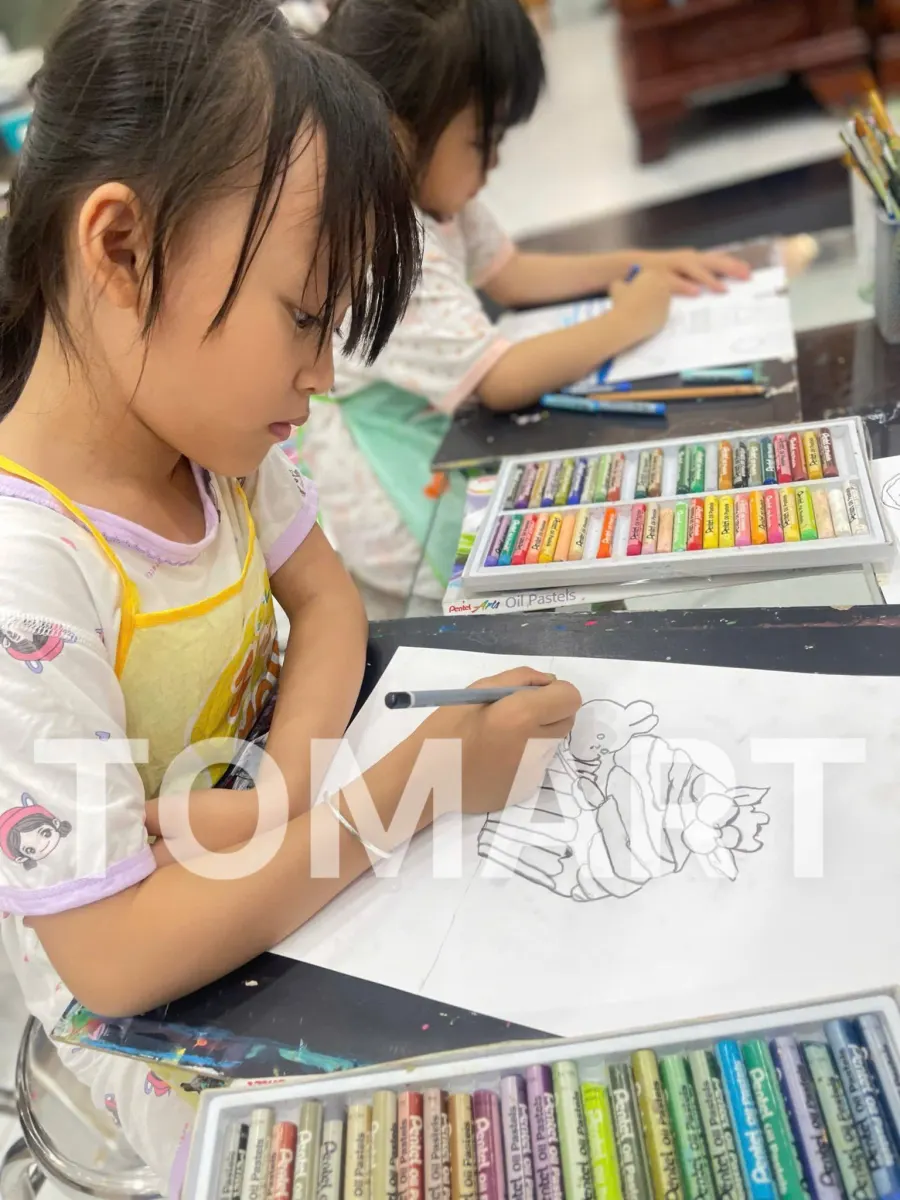 Lớp Vẽ TOMART