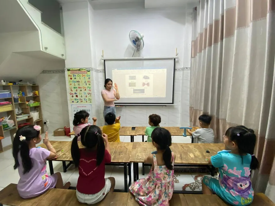Trung tâm Trạng Nguyễn Education