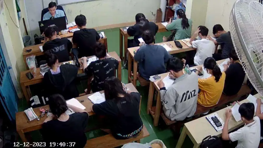 Trung tâm Luyện thi Đại Học Thầy Thịnh Lý