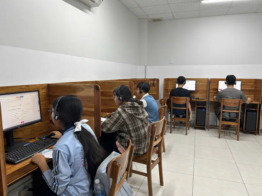 Trung tâm Ngoại Ngữ Anh Việt 1