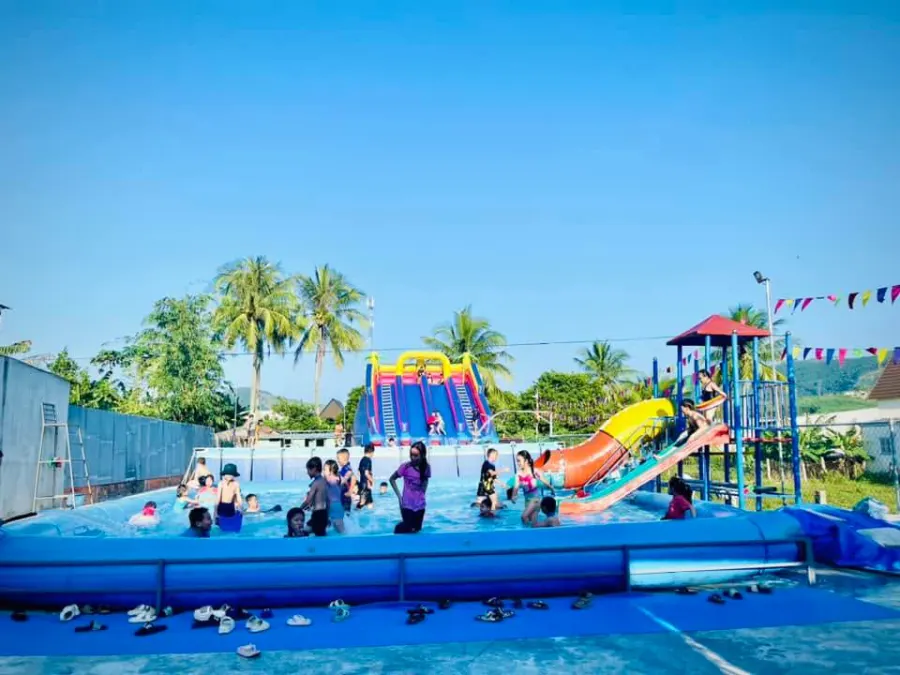 Câu lạc bộ Bơi lội Trần Cúc ( Hồ bơi Bến Tuyết)