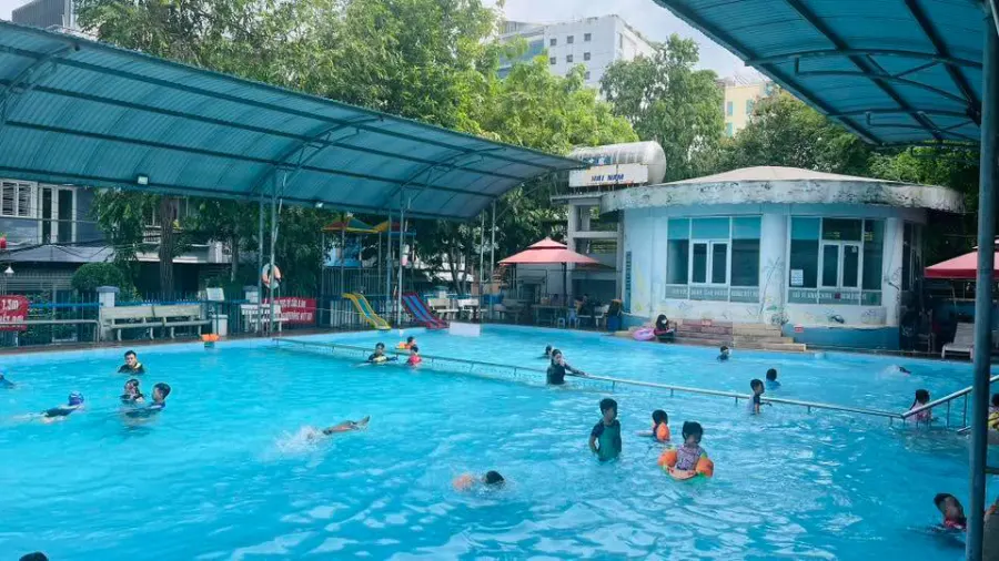 Trung tâm Hồ bơi Hai Cư