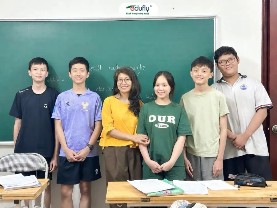 Trung tâm BDVH Edufly