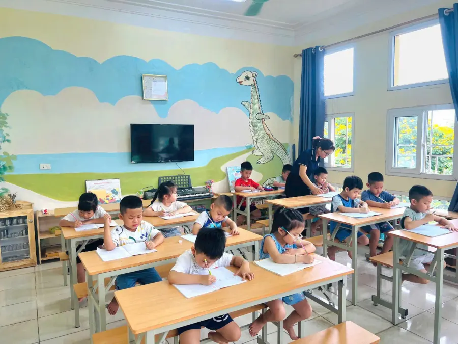 Trường Mầm Non Huệ Minh
