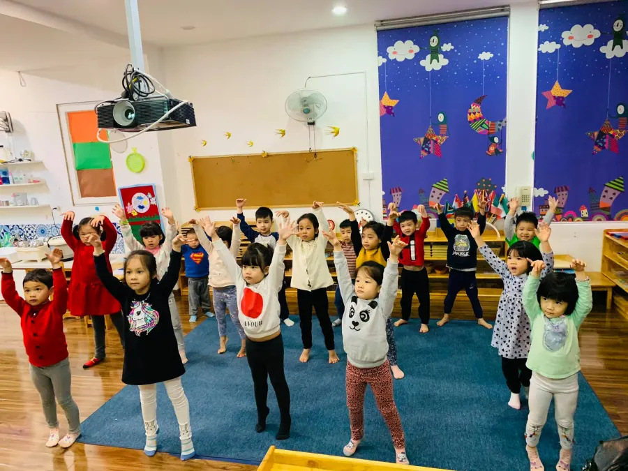 Trường Mầm Non Ngôi Nhà Sắc Màu (Colourful House Montessori)