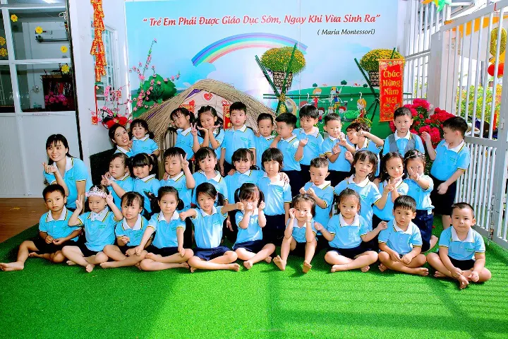 Trường Mầm Non Em bé hạnh phúc - HappyChild Montessori
