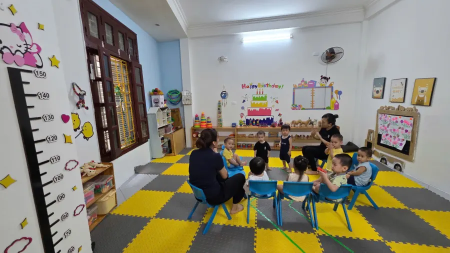 Trường Mầm Non Ong Vàng