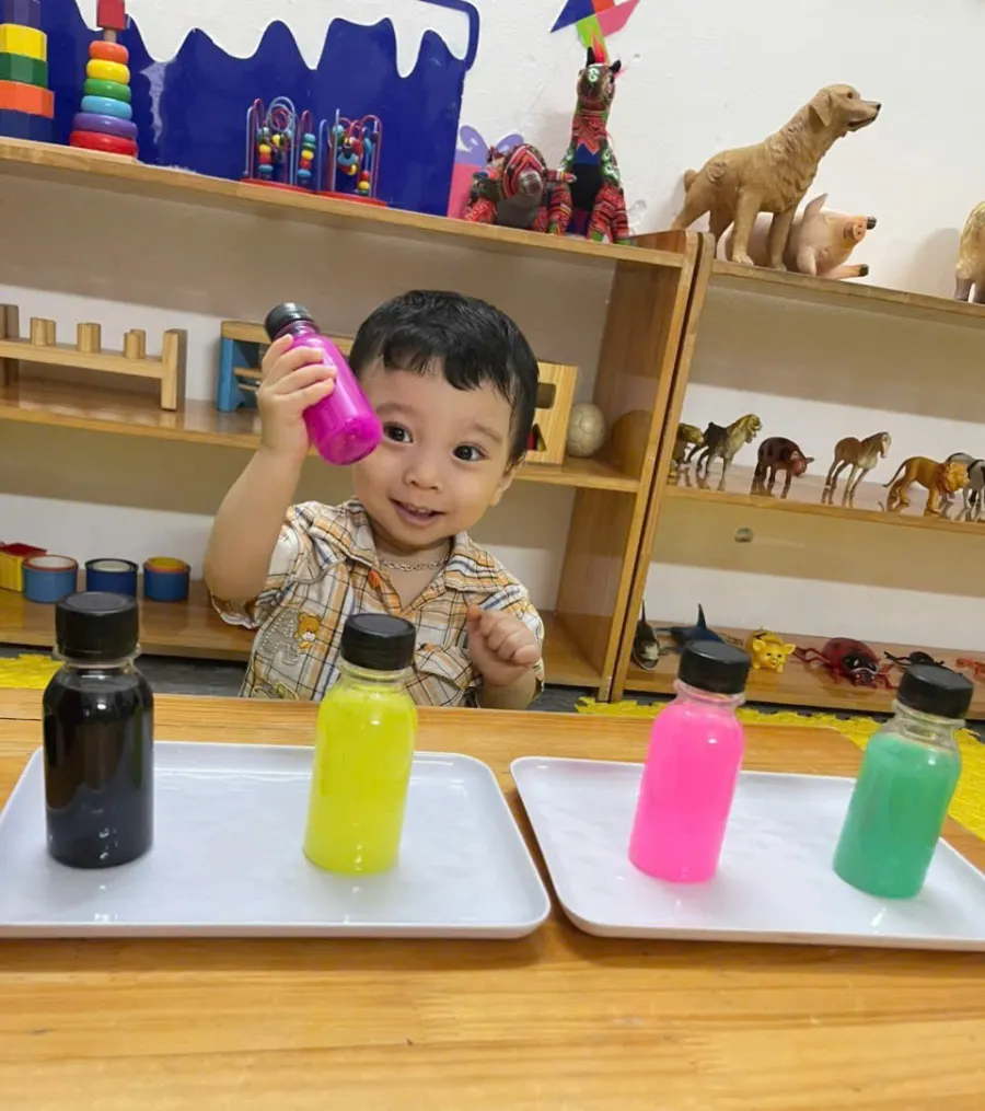 Trường Mầm Non Ong Vàng