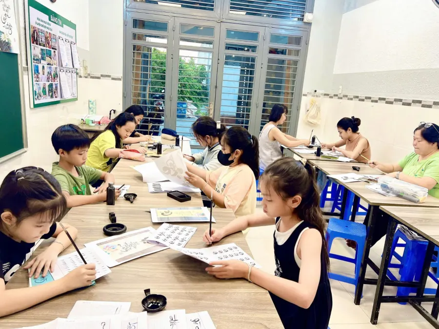 Trung Tâm Luyện Chữ Đẹp Khuê Các