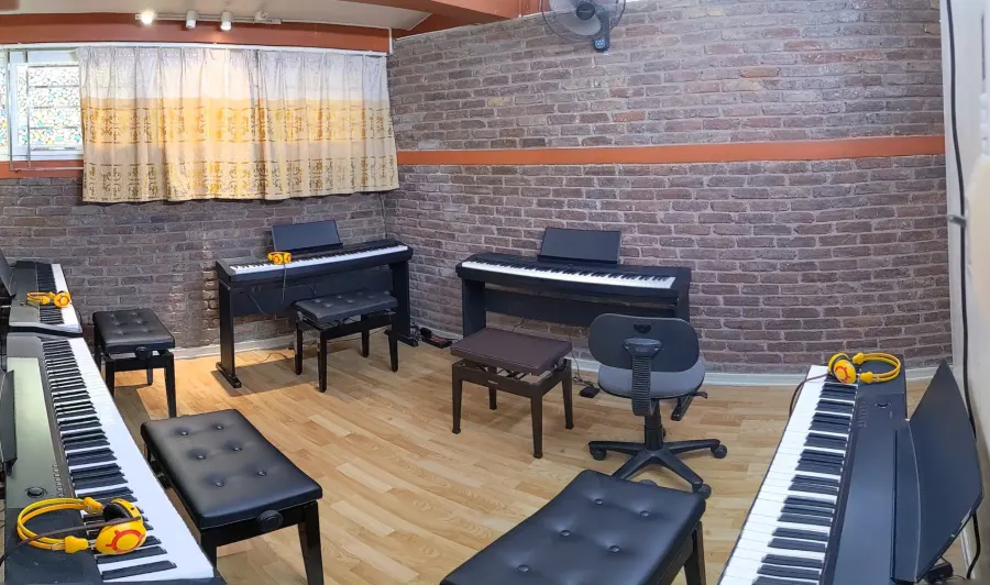Trung tâm IRIS Piano