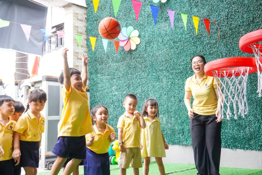 Trường Mầm Non Tinh Tú (StarKids Pre-School )