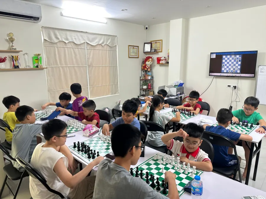 Câu lạc bộ Cờ Vua Kiện tướng tương lai (Future Grandmaster Chess Club)
