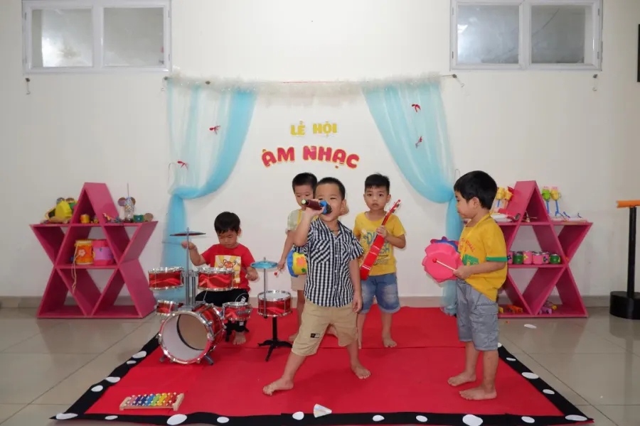 Trường mầm non Úc Châu