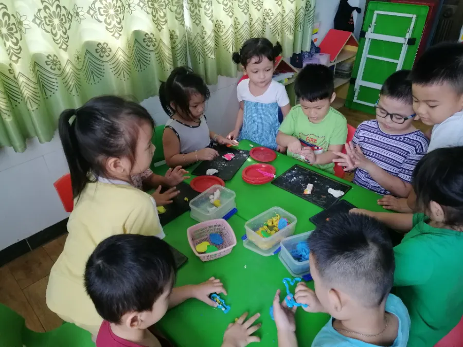 Trường mầm non Hoàng Anh