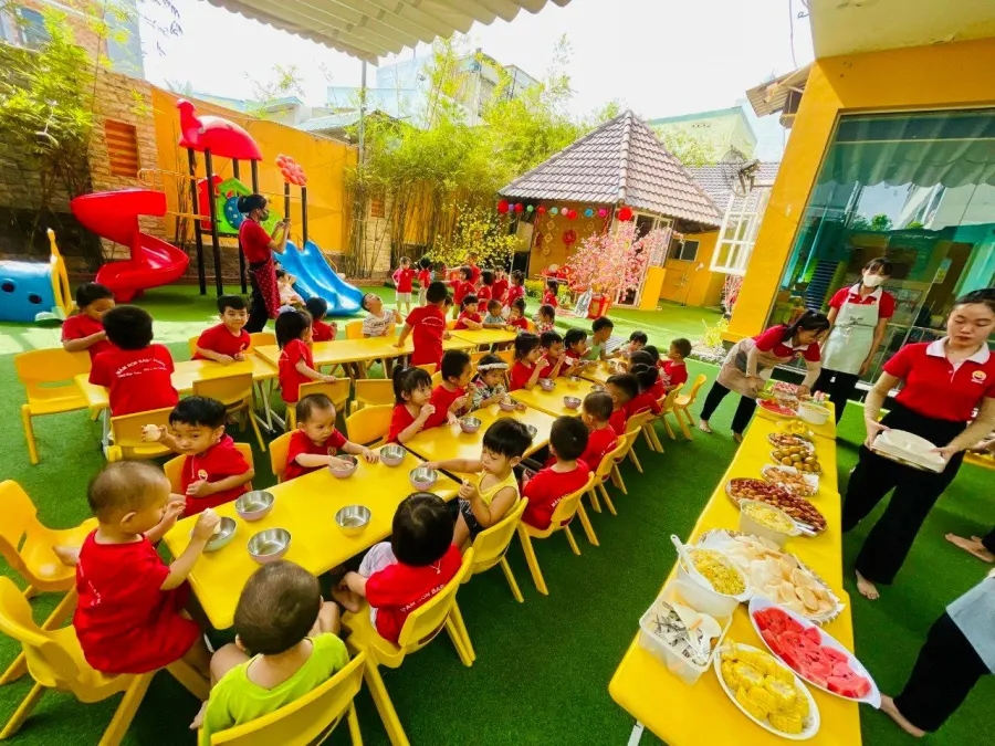 Mầm Non Cá Mập Con (Baby Shark)