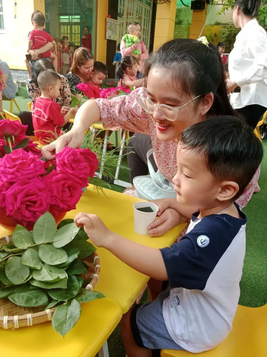 Mầm Non Cá Mập Con (Baby Shark)