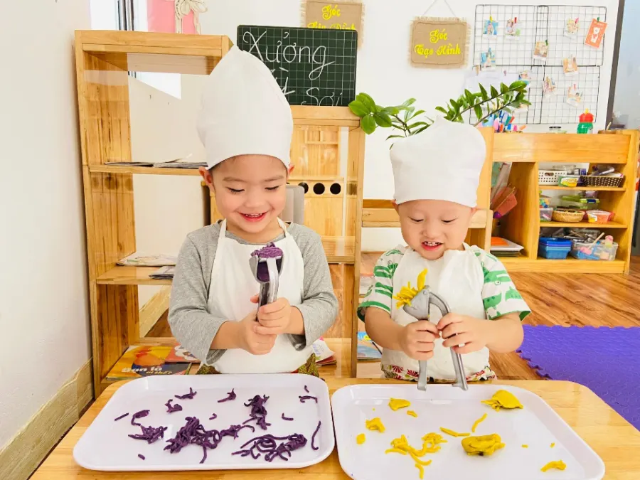 Embassy Early Learning School - Mầm Non Đại Sứ Nhỏ