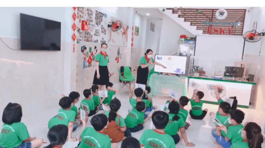 Trung Tâm Anh Ngữ ESKY (English Successful Key of Yours)
