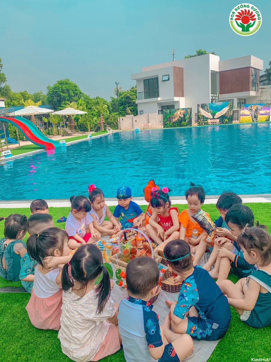 Trường Mầm non Hoa Hướng Dương