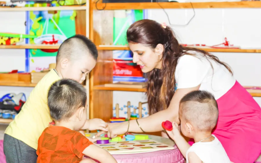 Trường mầm non Việt Anh Song ngữ  Montessori