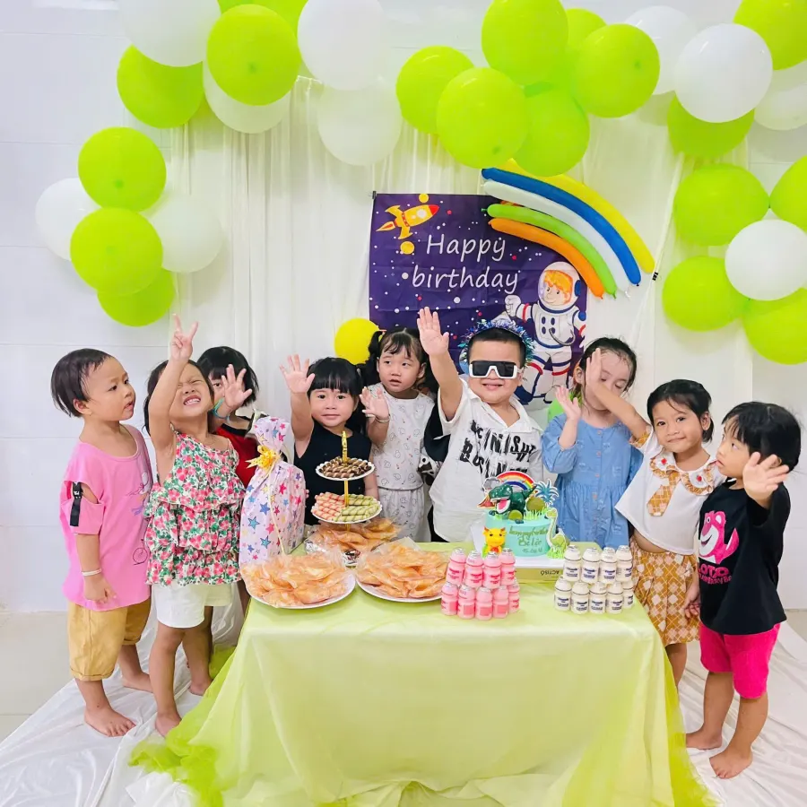 Mẫu Giáo Ngôi Nhà Trẻ Thơ