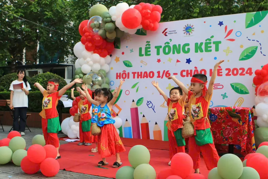 Mầm Non Neverland Montessori